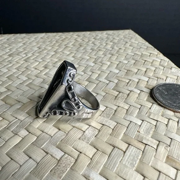Vampire Coffin Skull Ring Unique High Quality Stainless Steel‎ Ring. - Picture 4 of 7